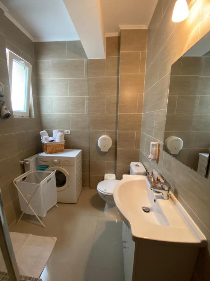 Alex Apartments Неводарі Екстер'єр фото