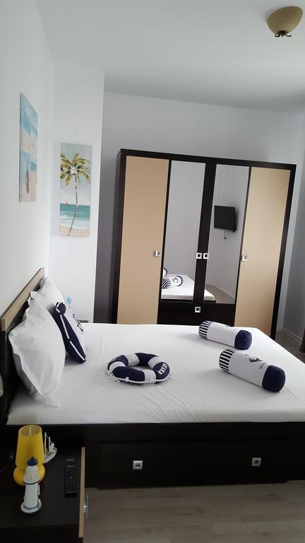 Alex Apartments Неводарі Екстер'єр фото