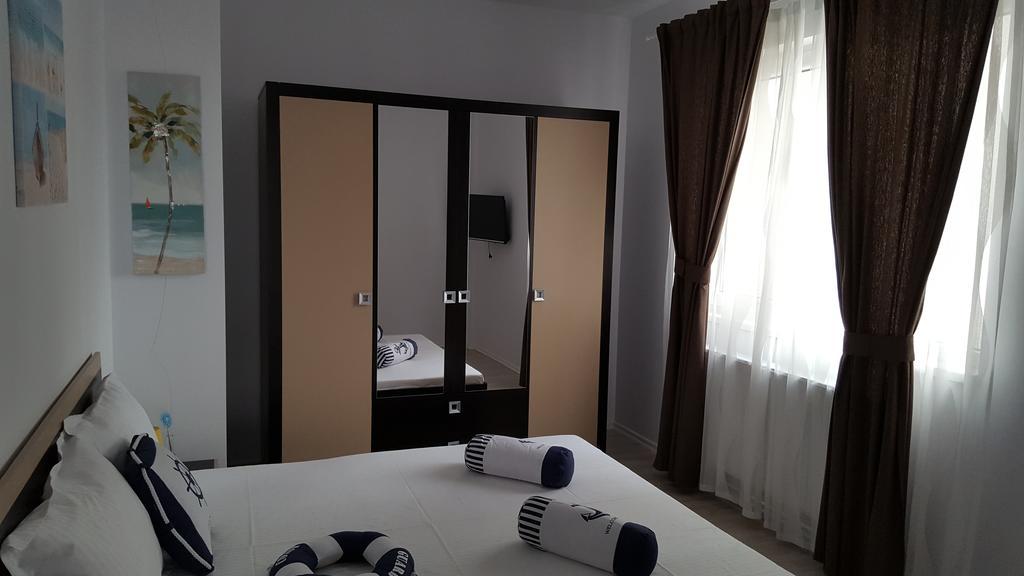 Alex Apartments Неводарі Екстер'єр фото