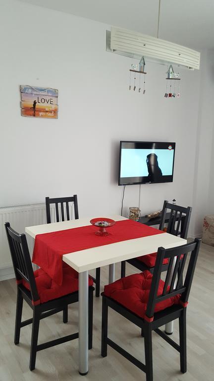 Alex Apartments Неводарі Екстер'єр фото